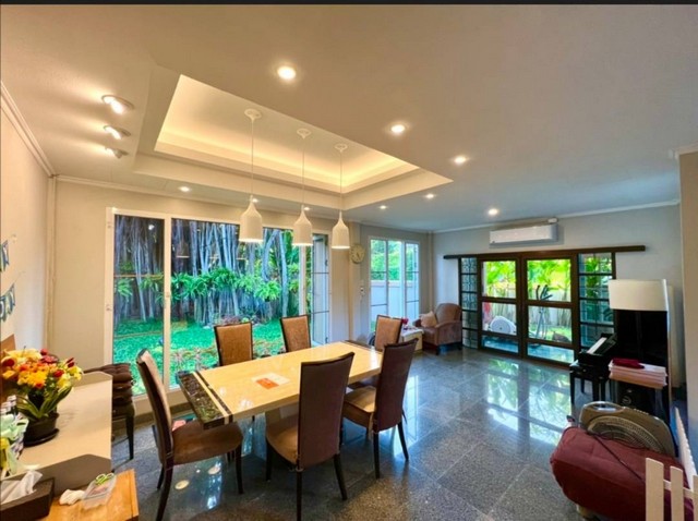 บ้าน หมู่บ้านผกามาศ ขนาด 210 ตาราง-วา 4 Bedroom 4 น้ำ น่าอยู่มาก