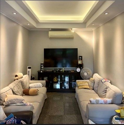 บ้าน หมู่บ้านผกามาศ ขนาด 210 ตาราง-วา 4 Bedroom 4 น้ำ น่าอยู่มาก